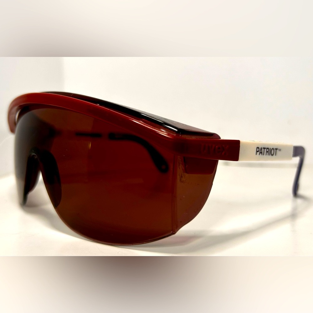 Patriot Made In The USA Sunglasses. Big Lens.Red/White/Blue. Adjustable. Vintage